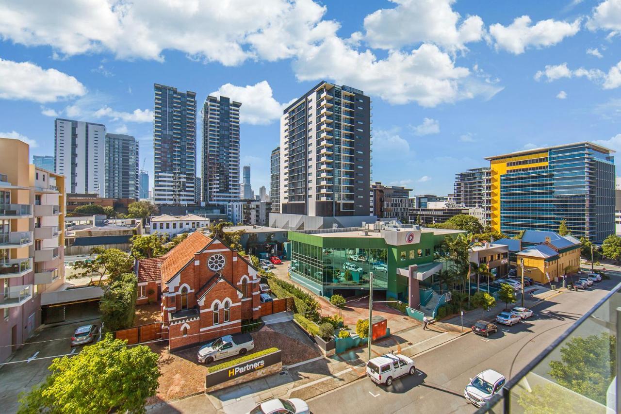 Arise Harmony Brisbane Exterior foto